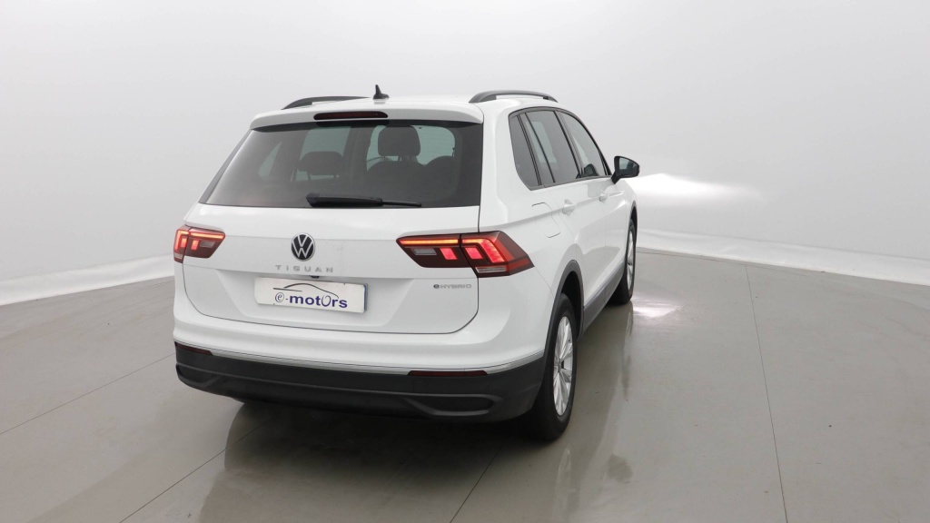 VOLKSWAGEN Tiguan Life EHYBRID 245 DSG6 LIFE +CAMERA +ATTELAGE +NAV - ref: 5-1394336 - Photo 5