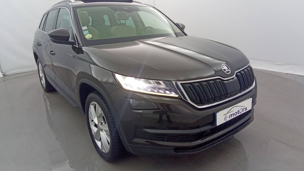 SKODA Kodiaq Style 2.0 TDI 190 SCR DSG7 4X4 5PL - STYLE +CUIR ELECTR - ref: 5-1399350 - Photo 9