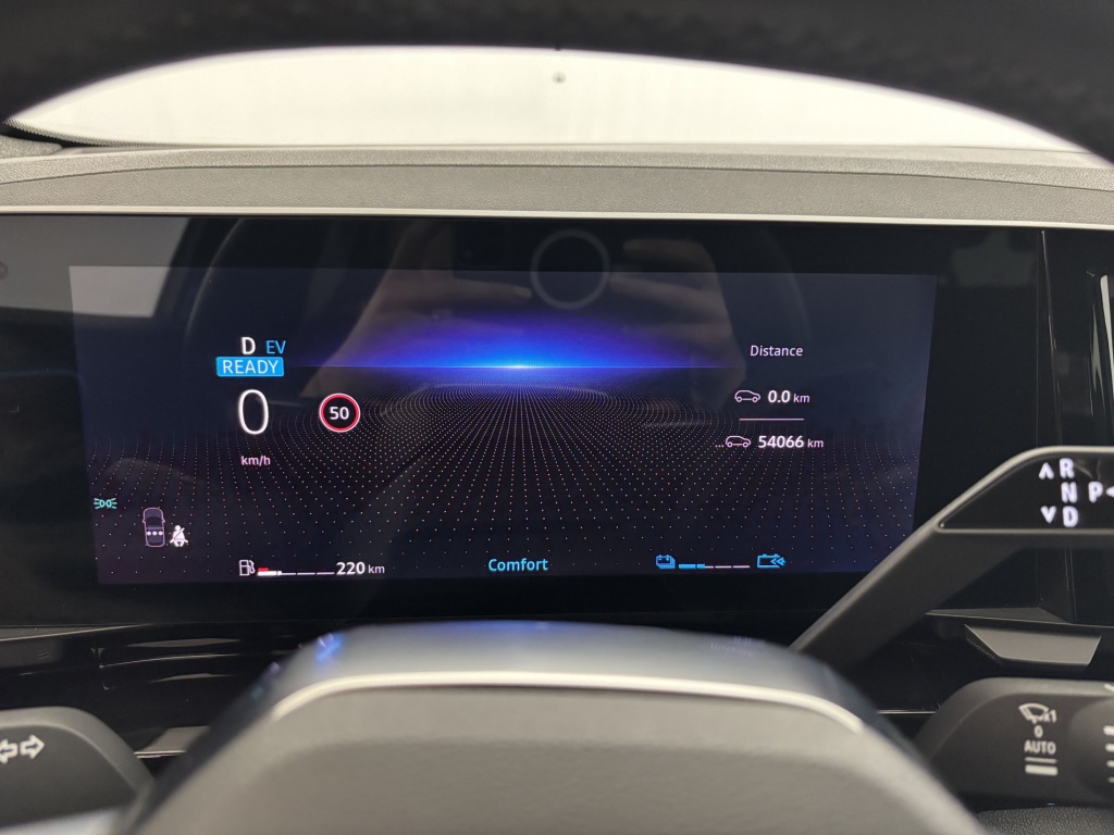 RENAULT Austral Iconic E-Tech hybrid 200 - ref: 6-2971x213825 - Photo 17