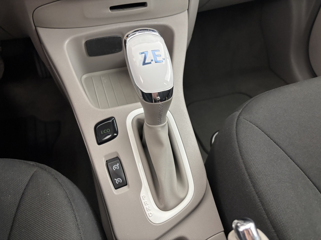 RENAULT Zoe Life Gamme 2017 achat intégral achat integral - ref: 6-2971x216655 - Photo 18