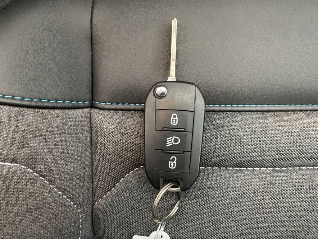 CITROEN C4 Feel BlueHDi 110 S&S BVM6 - ref: 6-2971x223046 - Photo 20