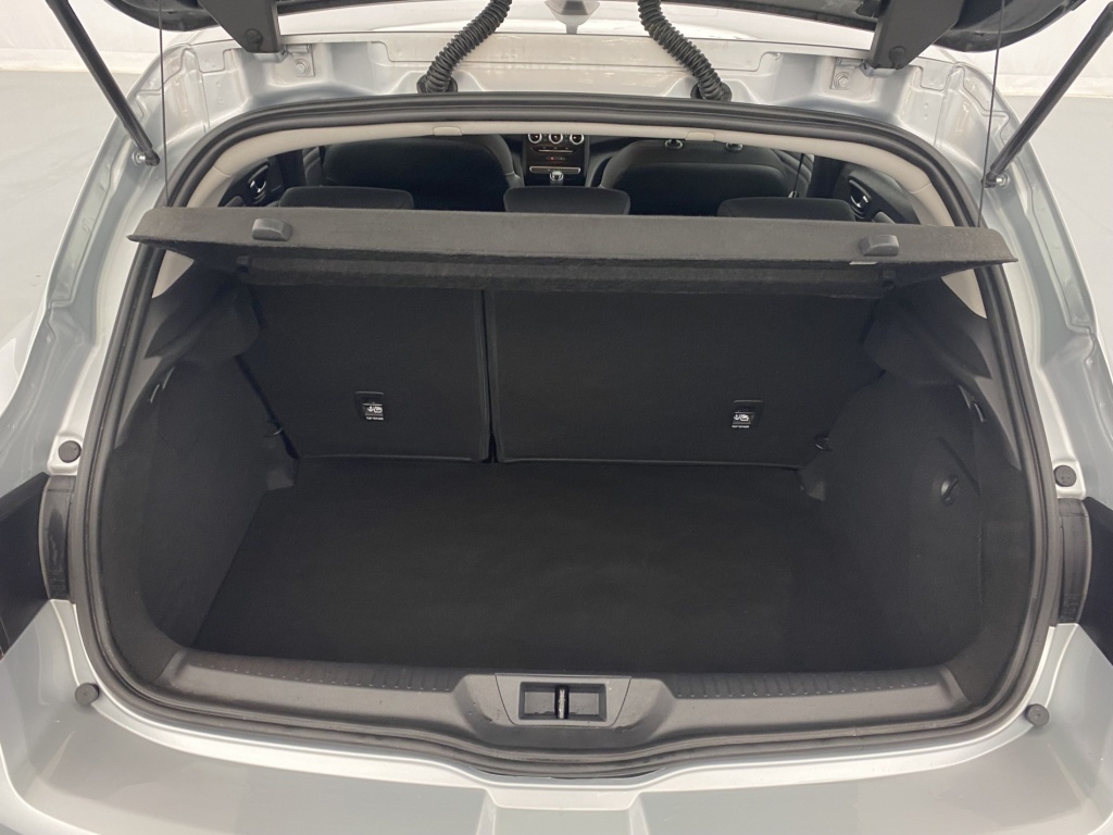 RENAULT Megane Evolution Blue dCi 115 - ref: 6-2971x224435 - Photo 9