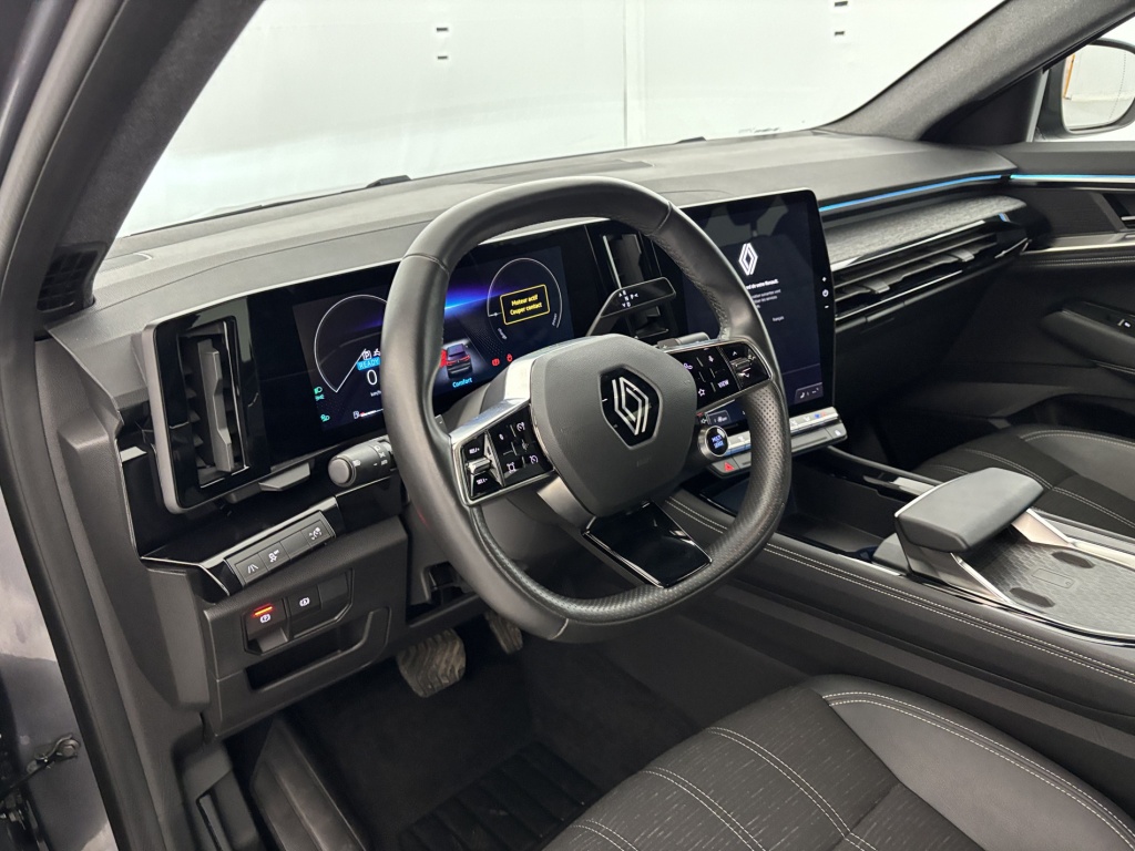 RENAULT Austral Techno E-Tech hybrid 200 - ref: 6-2971x224674 - Photo 14