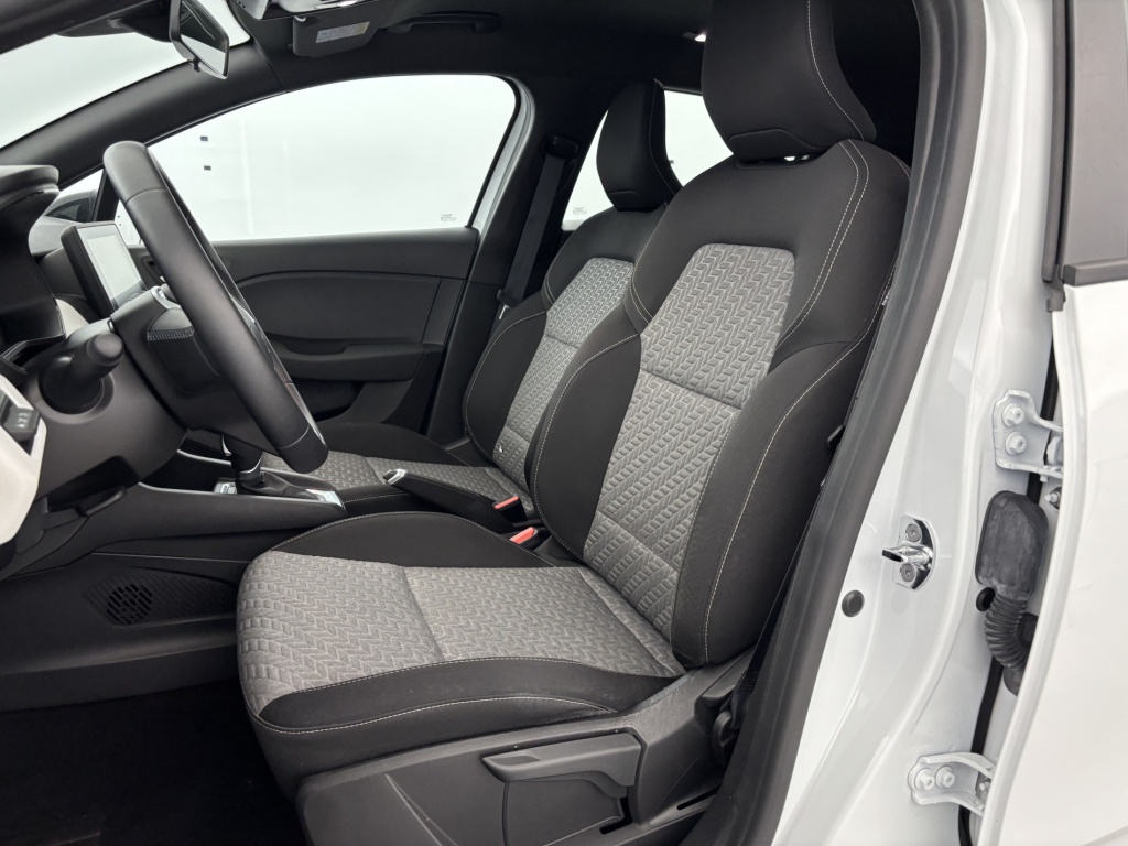 RENAULT Clio Limited E-Tech 140 21N - ref: 6-2971x225220 - Photo 13