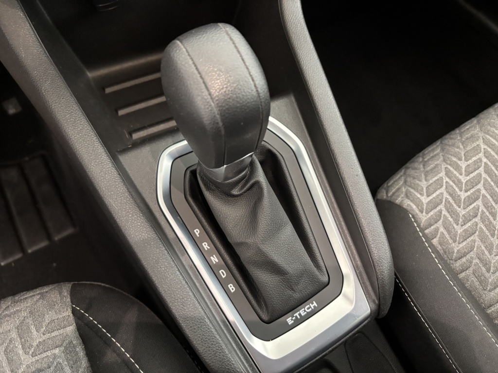 RENAULT Clio Limited E-Tech 140 21N - ref: 6-2971x225220 - Photo 20