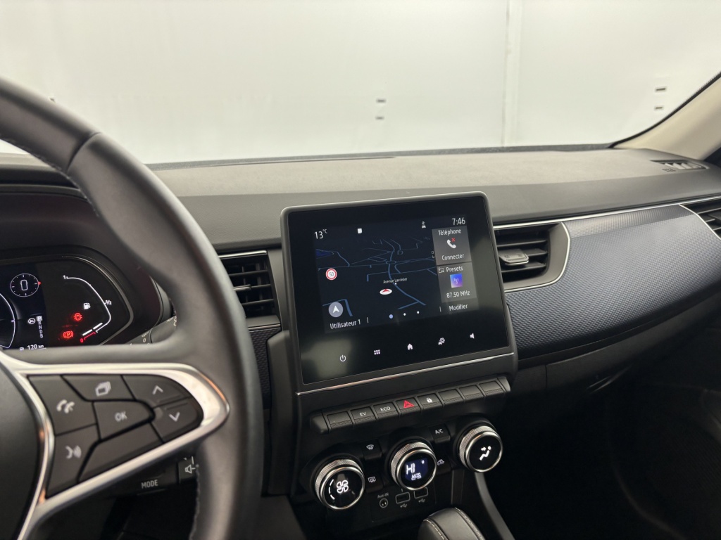 RENAULT Arkana Business E-Tech 145 - ref: 6-2971x226629 - Photo 17