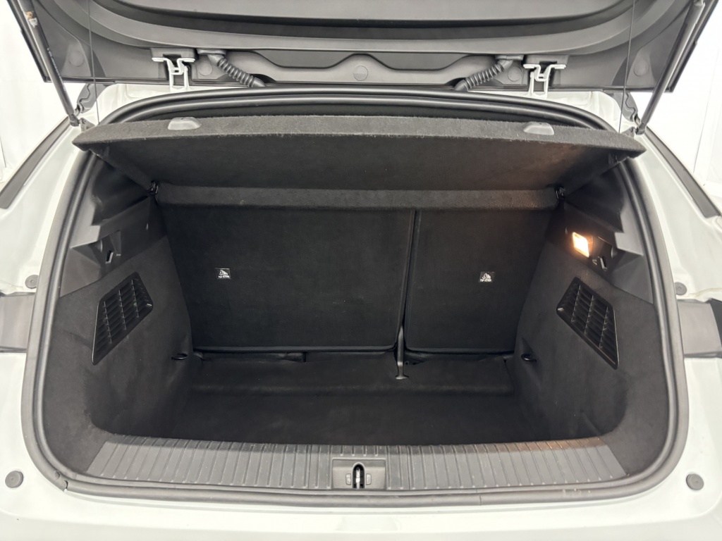 RENAULT Megane Techno EV60 220 ch optimum charge - ref: 6-2971x227539 - Photo 9