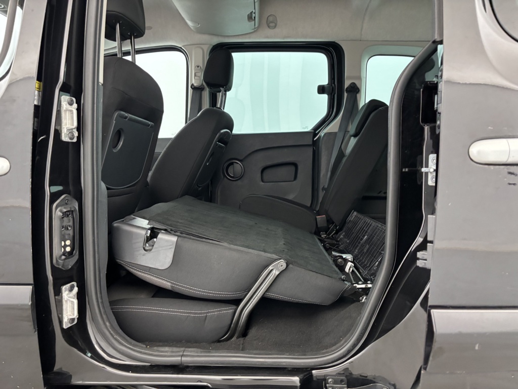 RENAULT Kangoo Intens Blue dCi 95 - ref: 6-2971x229870 - Photo 11