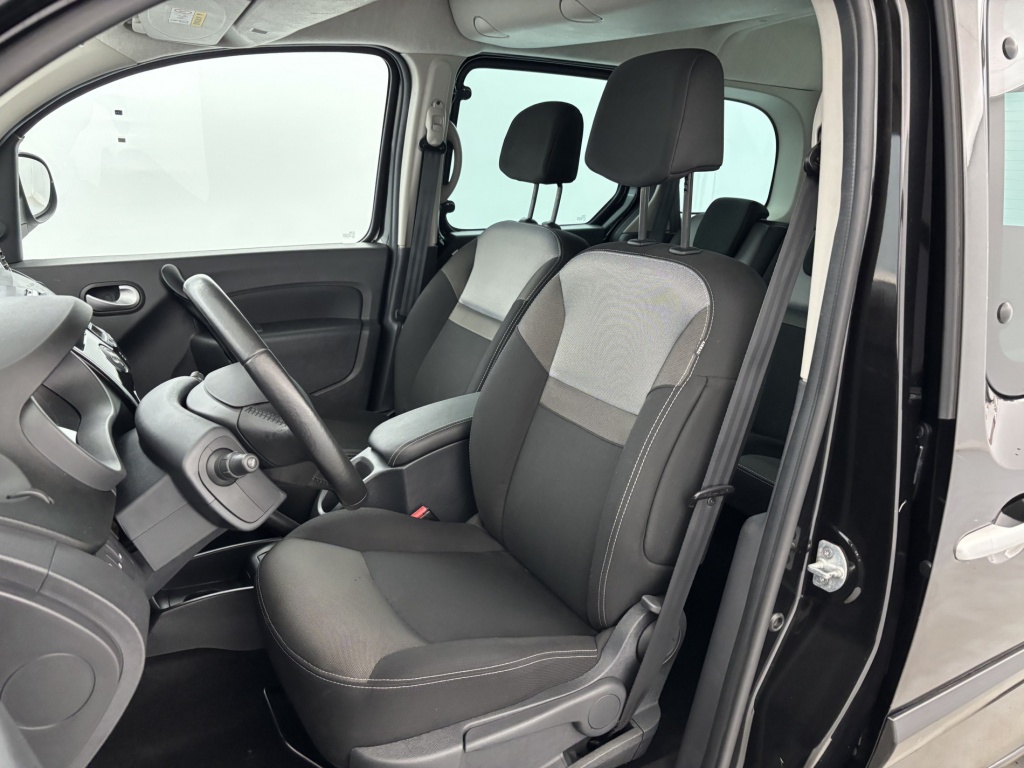 RENAULT Kangoo Intens Blue dCi 95 - ref: 6-2971x229870 - Photo 13