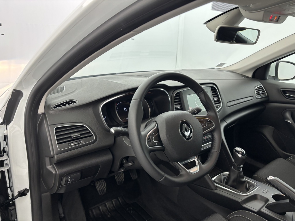 RENAULT Megane Zen Blue dCi 95 - ref: 6-2971x229878 - Photo 14