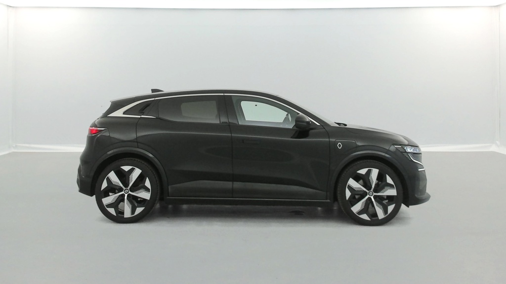 RENAULT Megane Techno EV60 220 ch super charge - ref: 6-2971x230903 - Photo 6