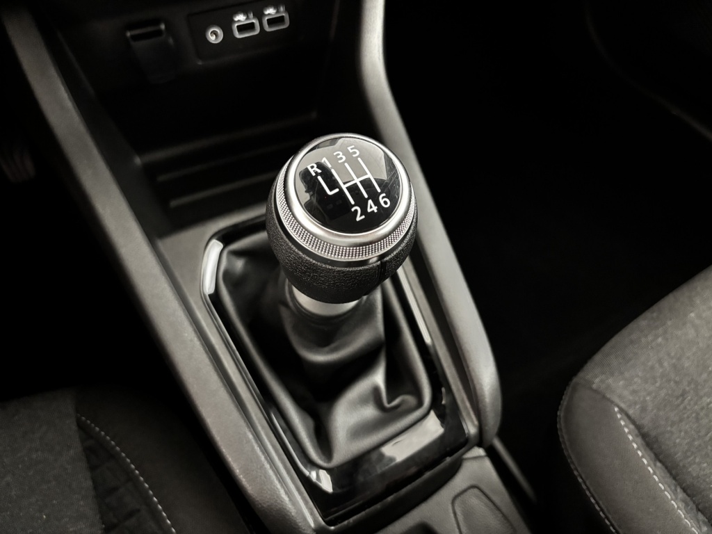 RENAULT Clio Equilibre TCe 90 - ref: 6-2971x230975 - Photo 19