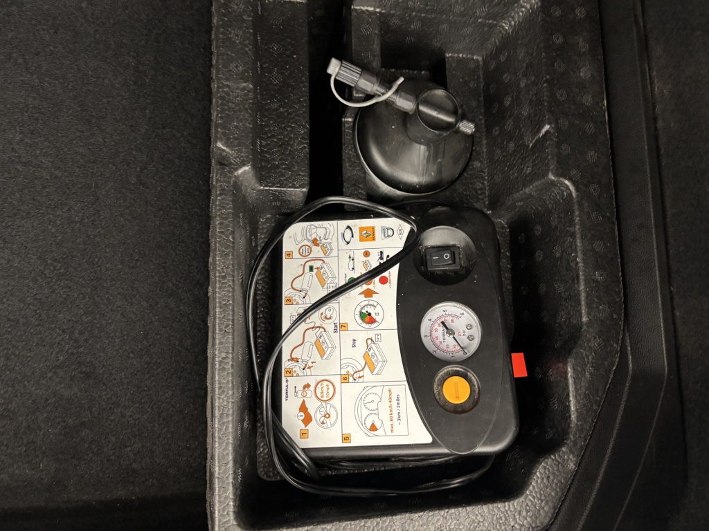 RENAULT Captur Intens E-Tech Plug-in 160 - ref: 6-2971x233317 - Photo 10