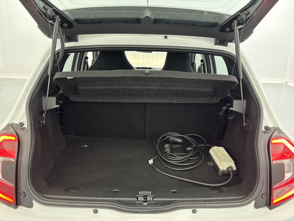 RENAULT Twingo Zen III Achat Integral - ref: 6-2971x234143 - Photo 9