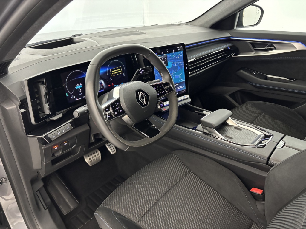 RENAULT Austral Iconic esprit Alpine E-Tech hybrid 200 - ref: 6-2971x234996 - Photo 14