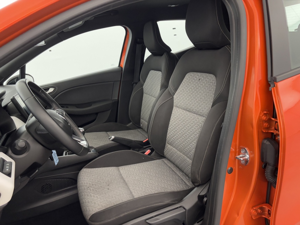 RENAULT Clio Limited TCe 90 21N - ref: 6-2971x235489 - Photo 12