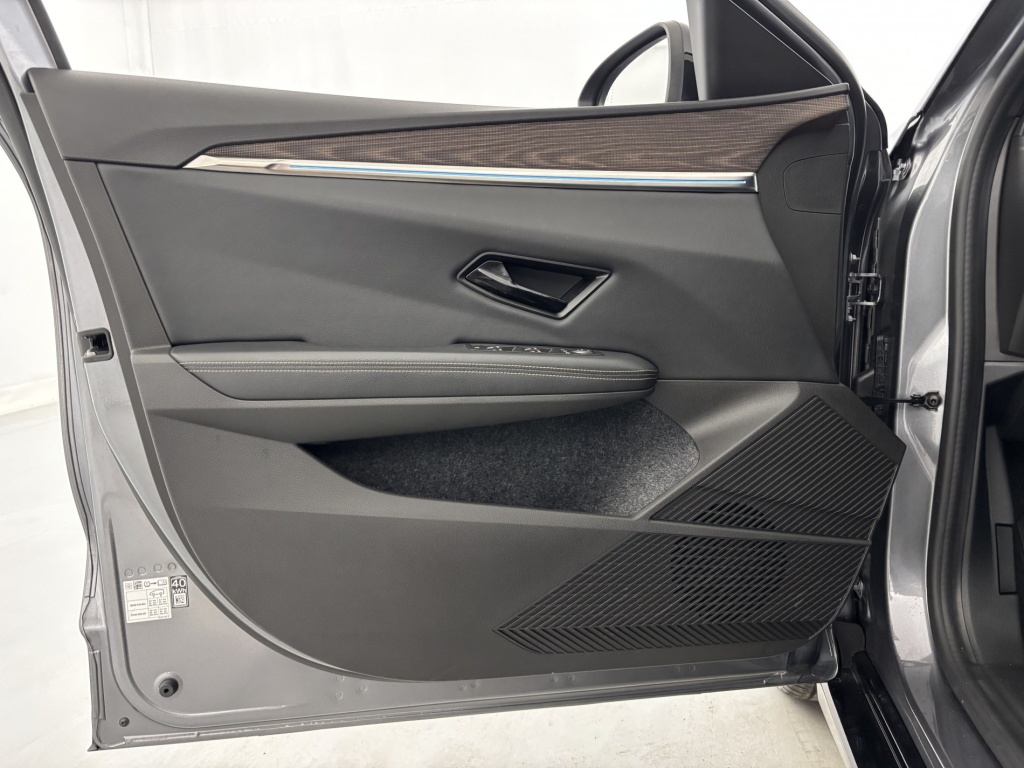 RENAULT Megane Iconic EV40 130ch standard charge - ref: 6-2971x235681 - Photo 12