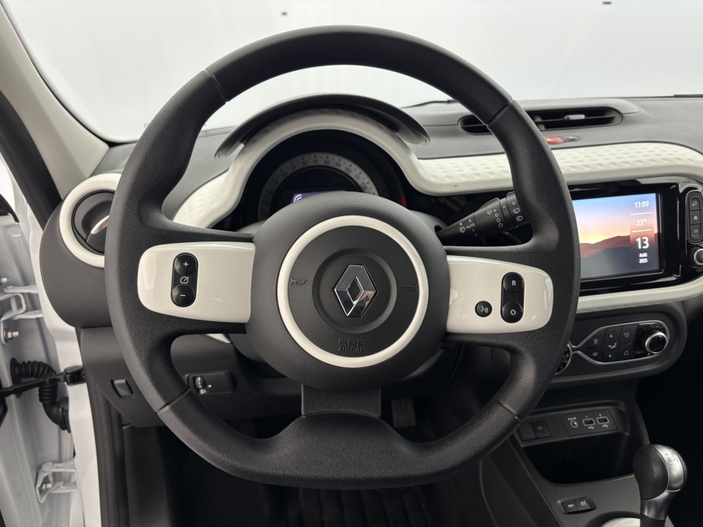 RENAULT Twingo Equilibre III E-Tech - ref: 6-2971x235691 - Photo 15