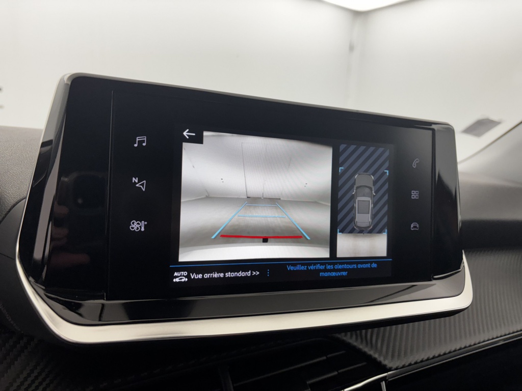 PEUGEOT 2008 Allure Business BlueHDi 110 S&S BVM6 - ref: 6-2971x235838 - Photo 19