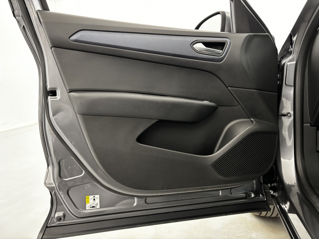 RENAULT Arkana Evolution mild hybrid 140 EDC FAP 22 - ref: 6-2971x236131 - Photo 12
