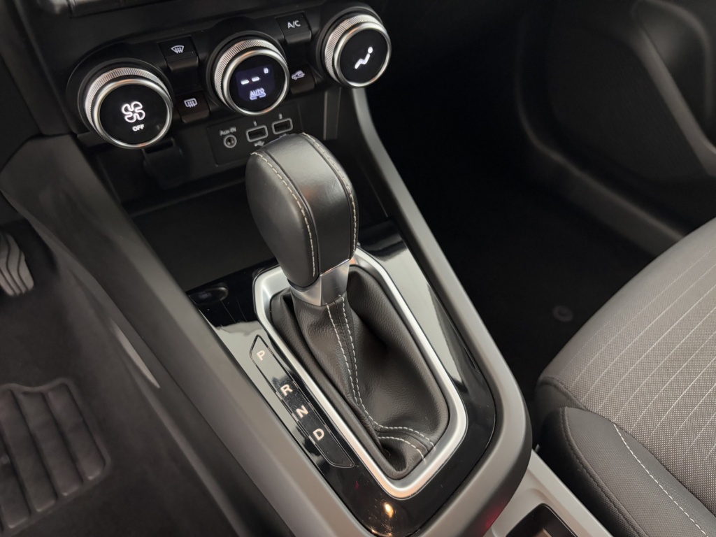 RENAULT Arkana Evolution mild hybrid 140 EDC FAP 22 - ref: 6-2971x236356 - Photo 19