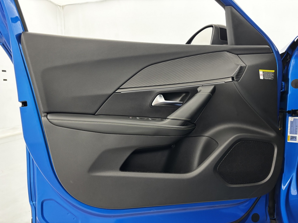 PEUGEOT 2008 GT BlueHDi 110 S&S BVM6 - ref: 6-2971x236428 - Photo 12