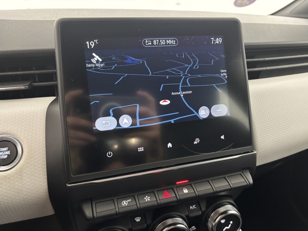 RENAULT Clio Intens TCe 90 21N - ref: 6-2971x236459 - Photo 19