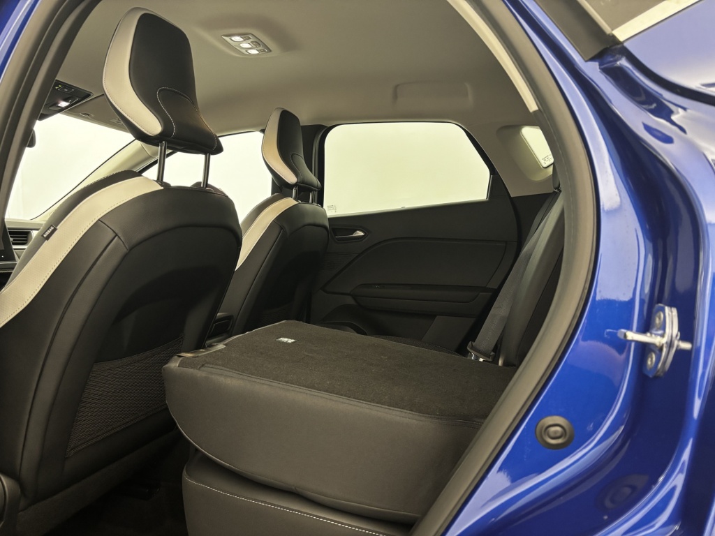 RENAULT Captur Intens E-Tech 145 21 - ref: 6-2971x237258 - Photo 11