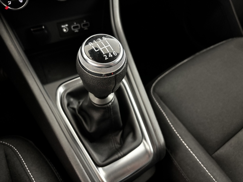 RENAULT Captur Zen TCe 90 21 - ref: 6-2971x237620 - Photo 19