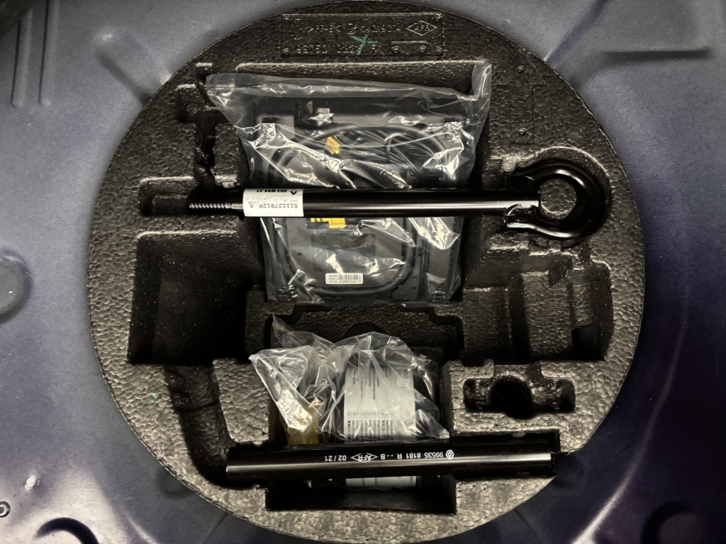 RENAULT Zoe Evolution R110 Achat Integral 22B - ref: 6-2971x237820 - Photo 10