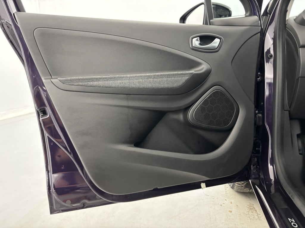 RENAULT Zoe Evolution R110 Achat Integral 22B - ref: 6-2971x237820 - Photo 12