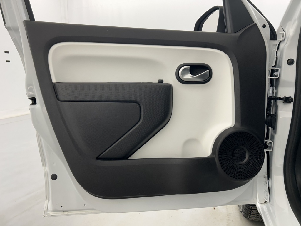 RENAULT Twingo Equilibre SCe 65 - ref: 6-2971x238630 - Photo 12
