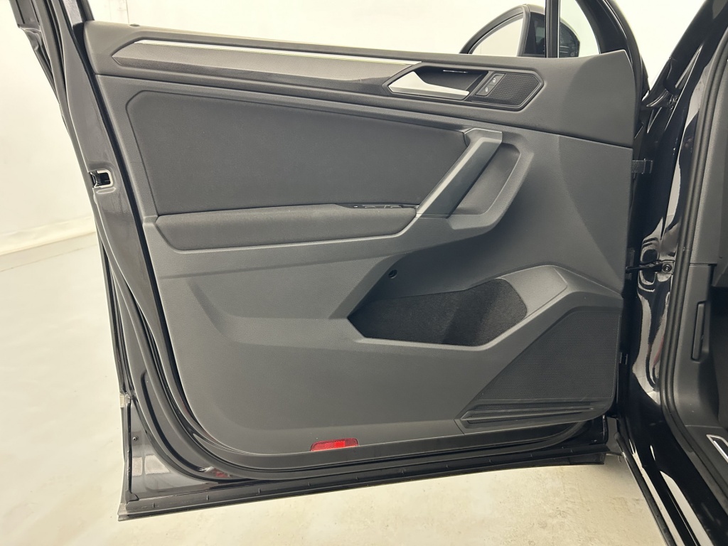 VOLKSWAGEN Tiguan Life Plus 1.5 TSI 150ch DSG7 - ref: 6-2971x238762 - Photo 12