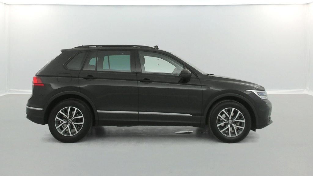 VOLKSWAGEN Tiguan Life Plus 1.5 TSI 150ch DSG7 - ref: 6-2971x238762 - Photo 6
