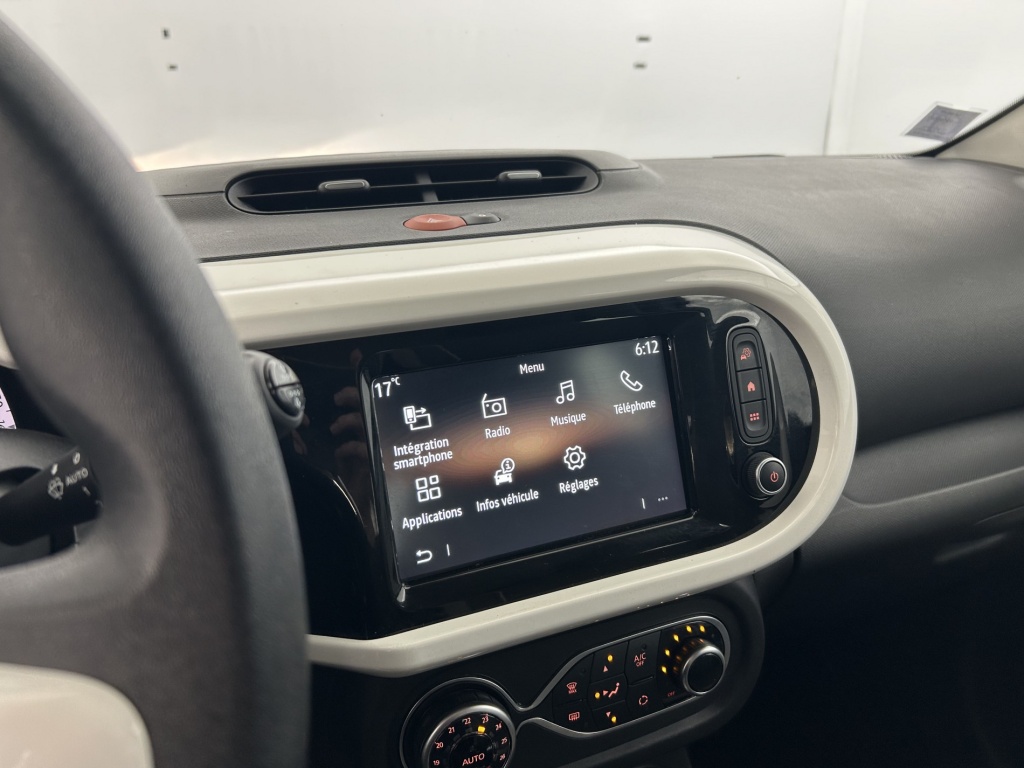RENAULT Twingo Zen III Achat Integral 21 - ref: 6-2971x239001 - Photo 18