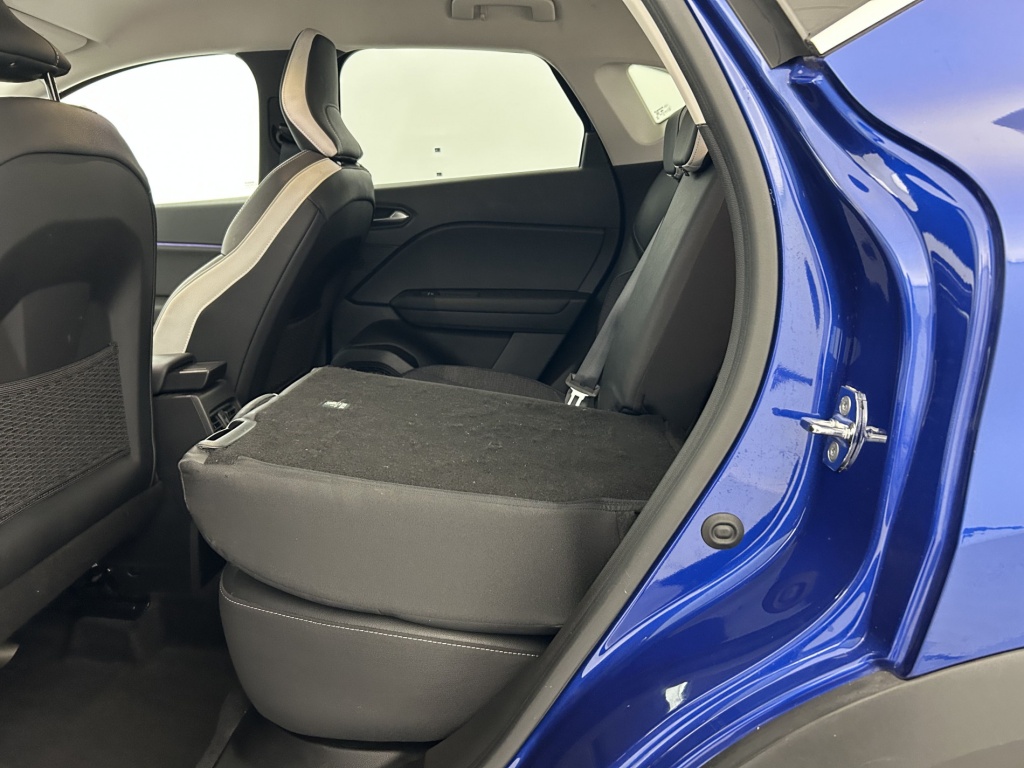 RENAULT Captur Intens E-Tech Plug-in 160 21 - ref: 6-2971x239566 - Photo 11