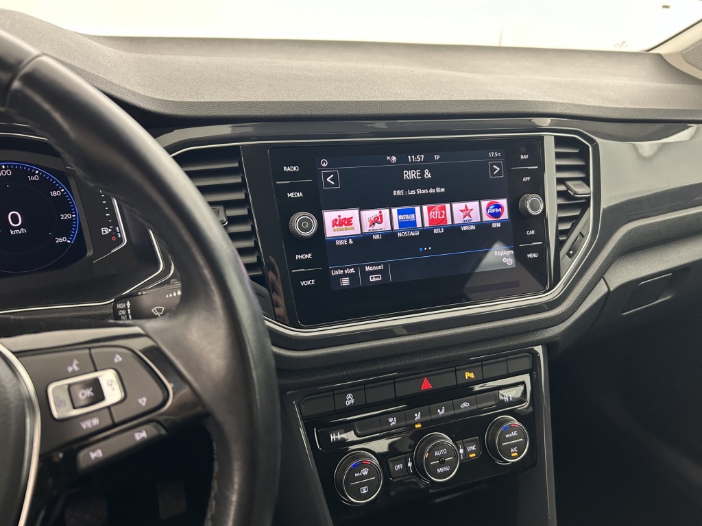 VOLKSWAGEN T-Roc Carat 1.5 TSI 150 EVO Start/Stop BVM6 - ref: 6-2971x239614 - Photo 18