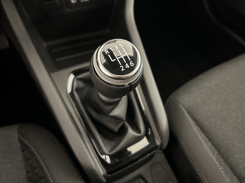 RENAULT Clio Equilibre TCe 90 - ref: 6-2971x240589 - Photo 19