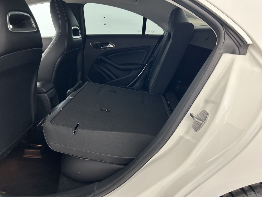 MERCEDES CLA Inspiration 200 d 7G-DCT - ref: 6-2971x240673 - Photo 11