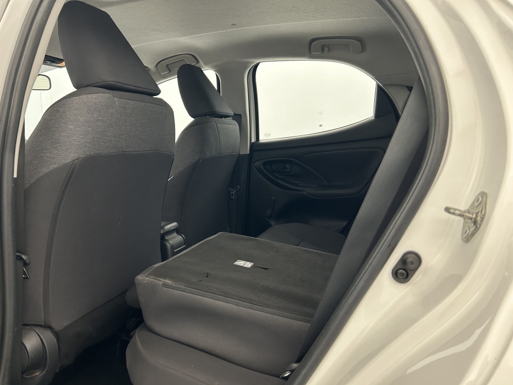 TOYOTA Yaris Dynamic Hybride 116h - ref: 6-2971x240774 - Photo 10