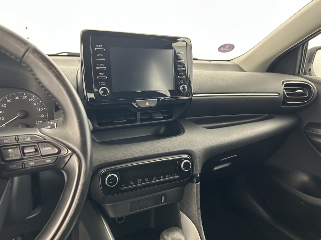 TOYOTA Yaris Dynamic Hybride 116h - ref: 6-2971x240774 - Photo 17