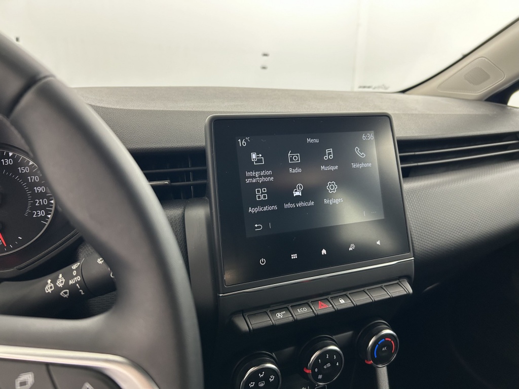 RENAULT Clio Equilibre TCe 90 - ref: 6-2971x241518 - Photo 18