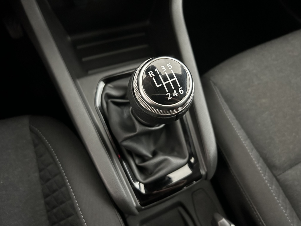 RENAULT Clio Equilibre TCe 90 - ref: 6-2971x241518 - Photo 19