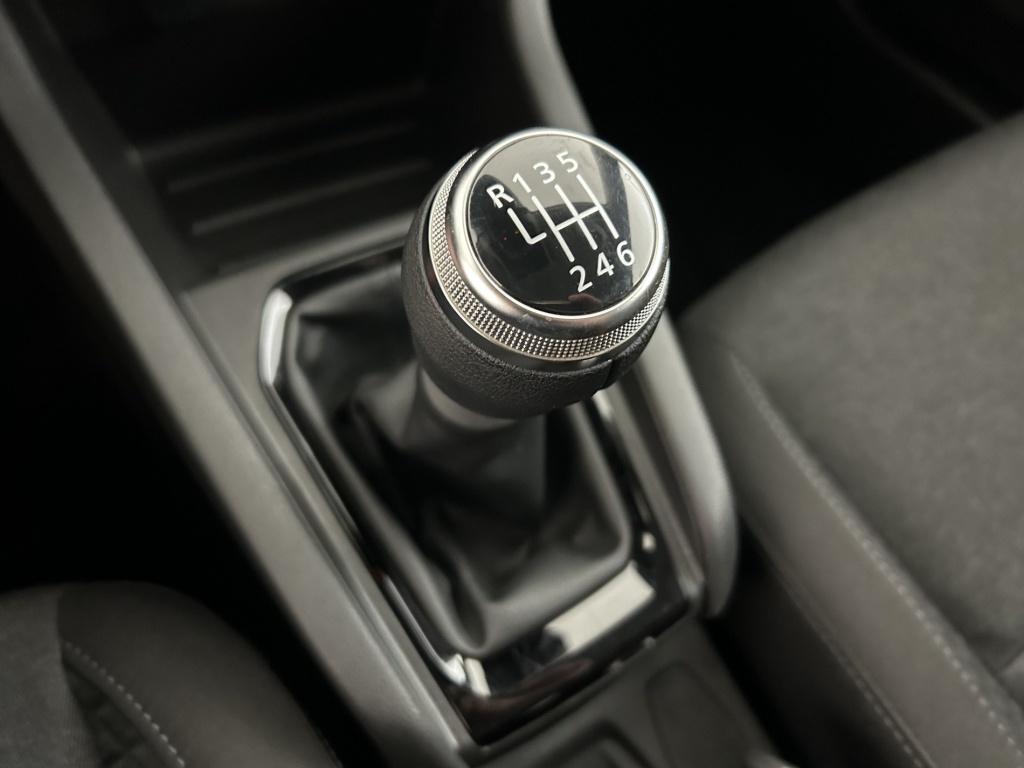 RENAULT Clio Equilibre TCe 90 - ref: 6-2971x241551 - Photo 19