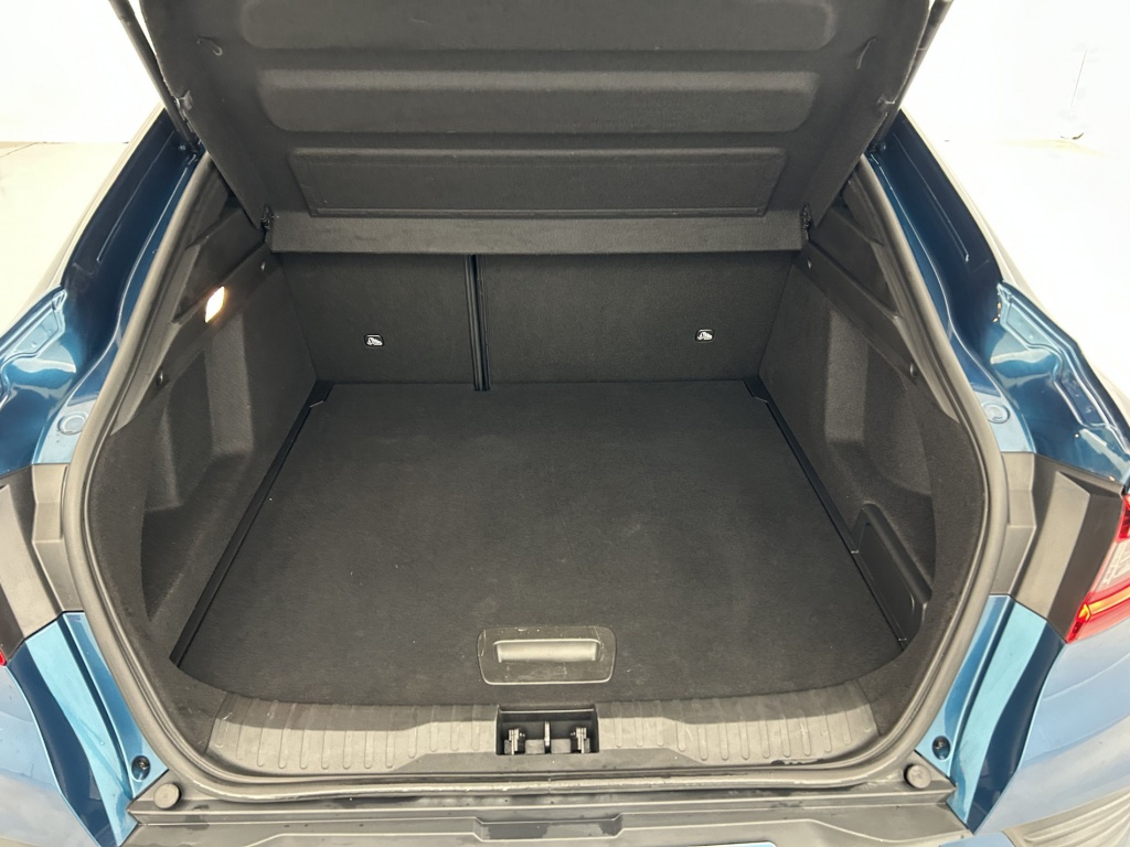 RENAULT Arkana Engineered E-Tech hybride 145 22 - ref: 6-2971x241580 - Photo 9