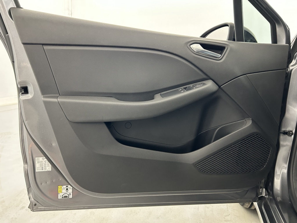 RENAULT Clio Equilibre TCe 90 - ref: 6-2971x241609 - Photo 12