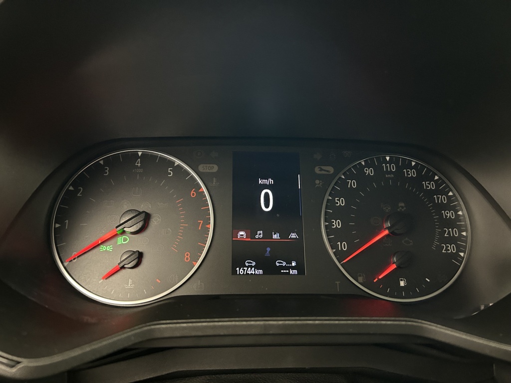 RENAULT Clio Equilibre TCe 90 - ref: 6-2971x242346 - Photo 17