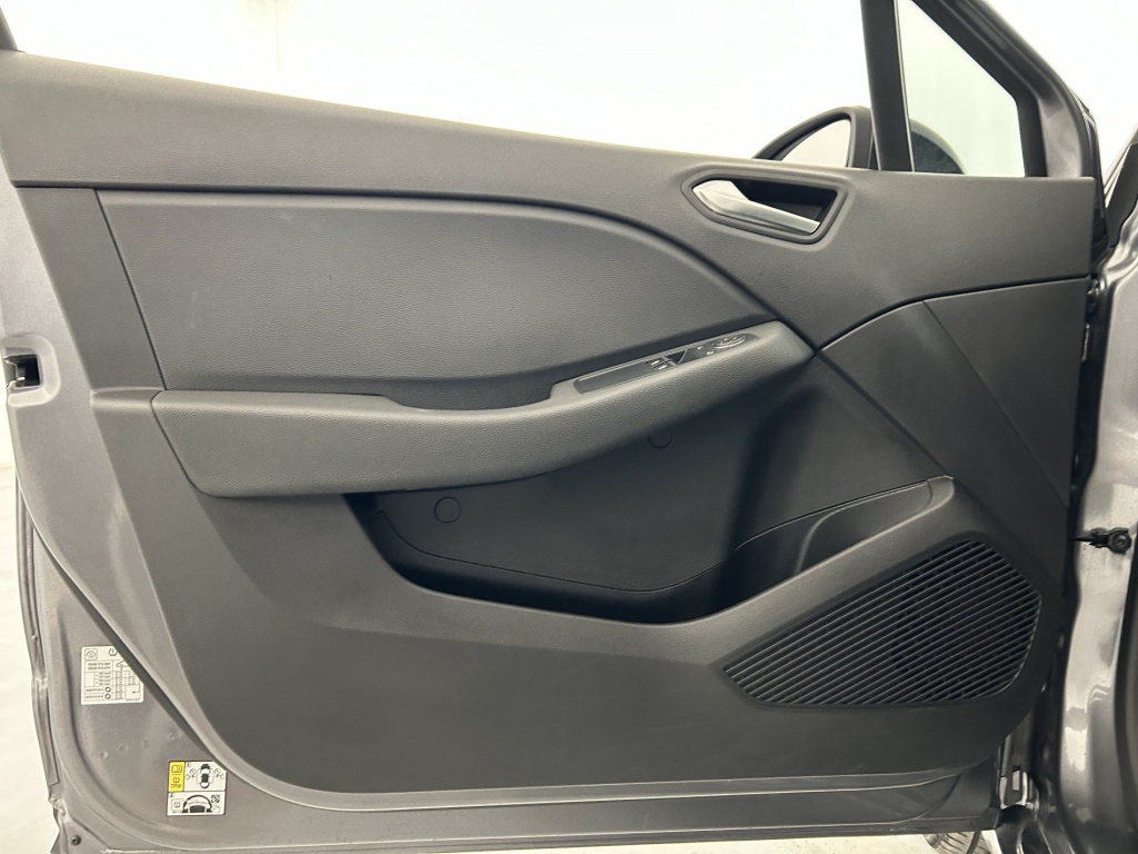 RENAULT Clio Equilibre TCe 90 - ref: 6-2971x242382 - Photo 12