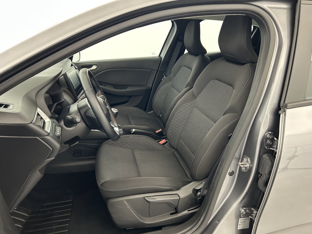 RENAULT Clio Equilibre TCe 90 - ref: 6-2971x242384 - Photo 13