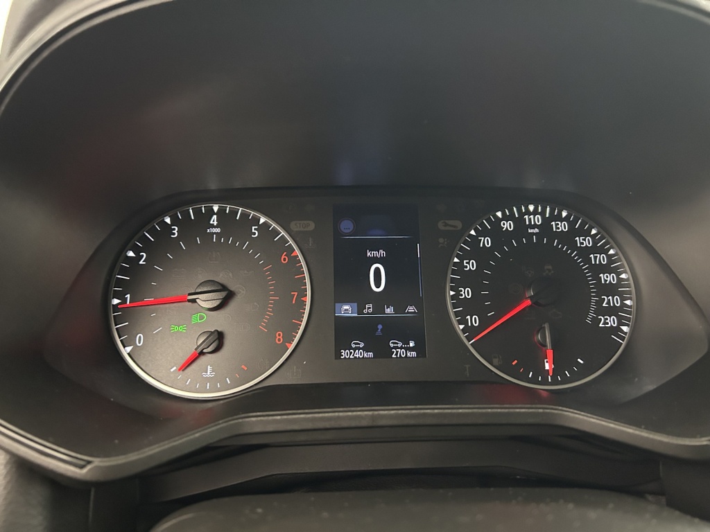 RENAULT Clio Equilibre TCe 90 - ref: 6-2971x242426 - Photo 17